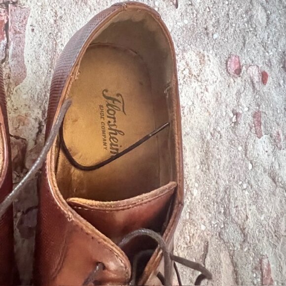 Moore Plain Toe Oxford - Picture 7 of 7